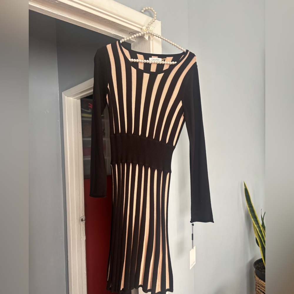 NWT Calvin Klein Dress Size Small